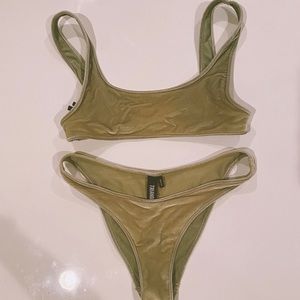 TRIANGL SWIMSUIT